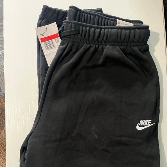 Nike Other - Nike Sportswear Club Fleece